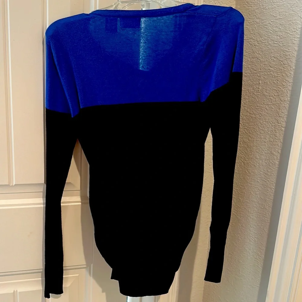 Color block maternity sweater - Picture 3 of 4